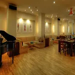 Hotel Lvzz 4*