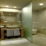 Lvzz Hotel 4*